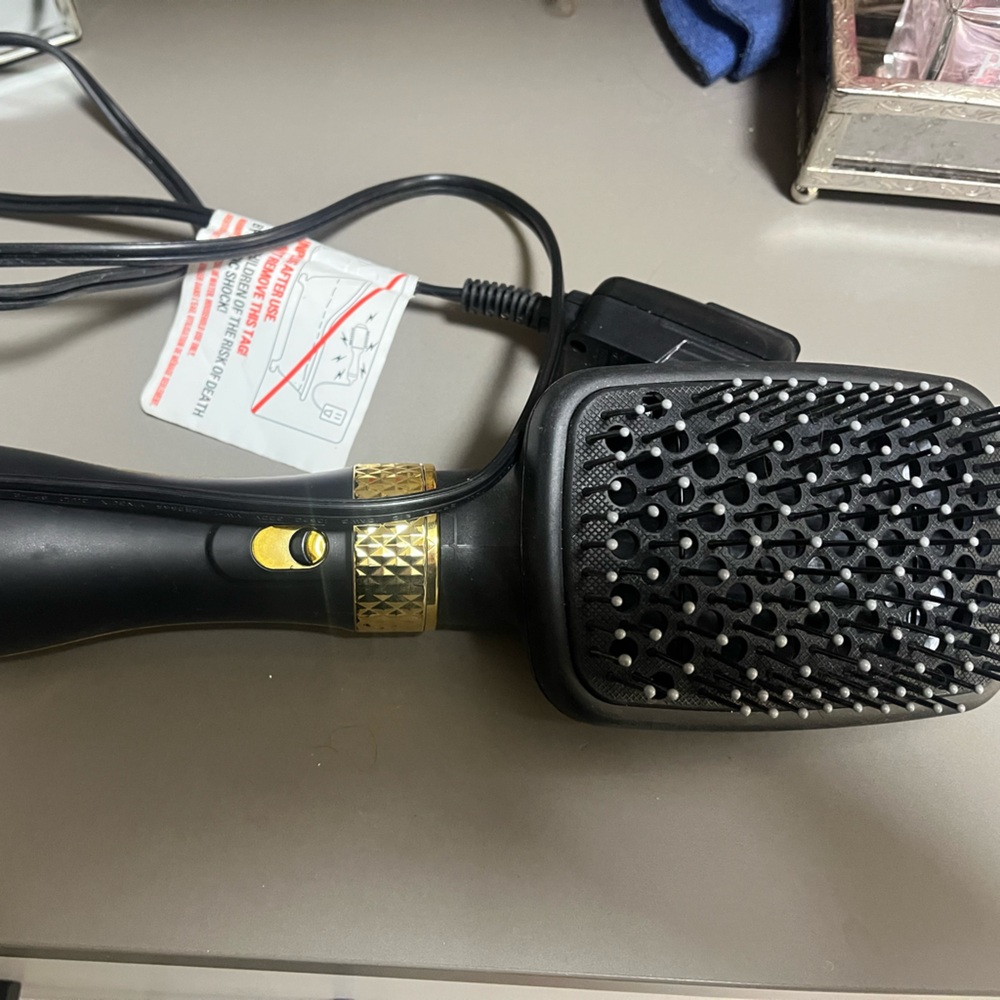 Black and Gold Hair Dryer Brush/Styler